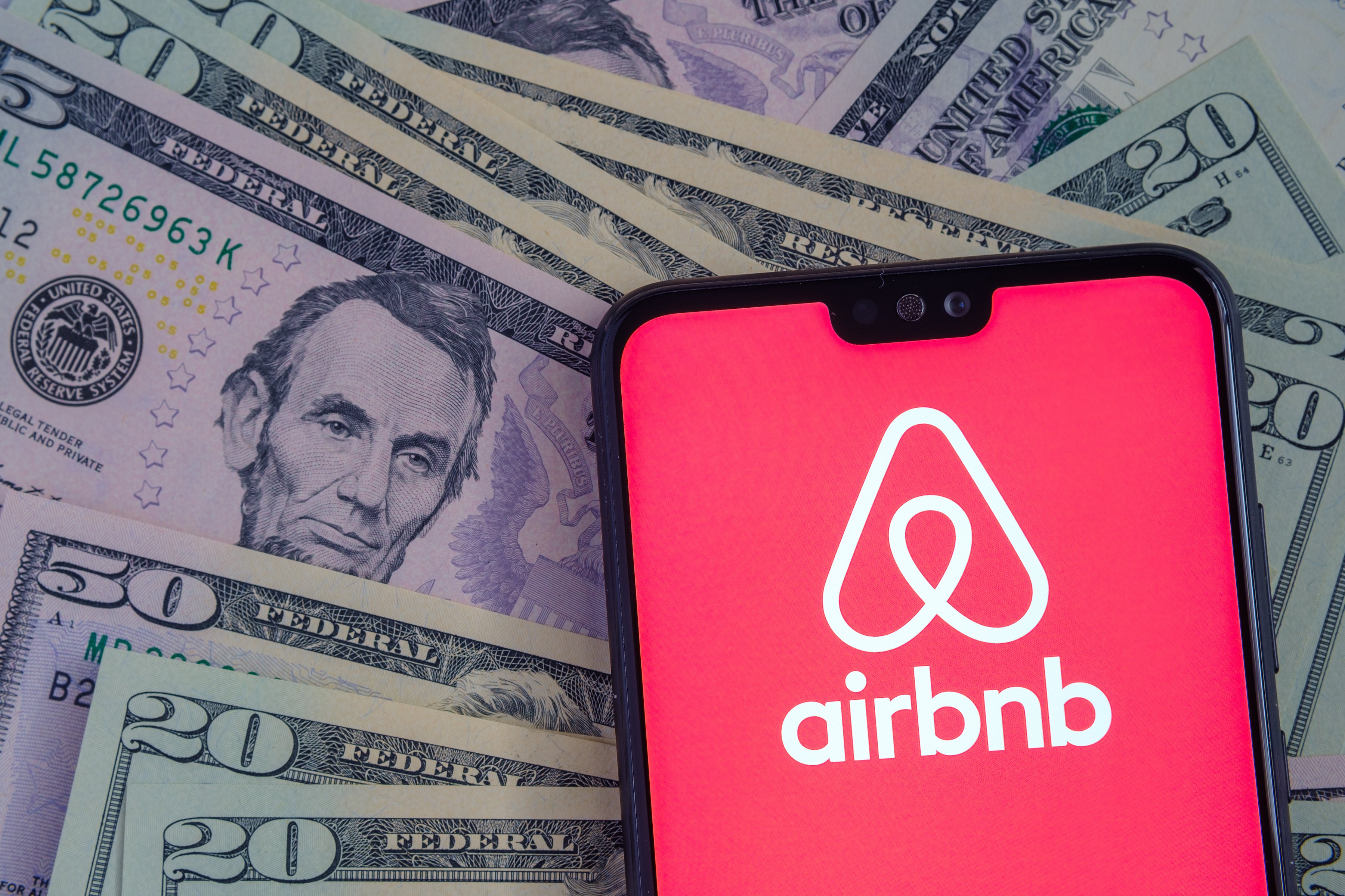 Are Airbnbs More Cost Effective Than Hotels? - NerdWallet