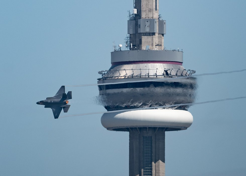 F_35A_Demo_Team_during_the_2021_Canadian_International_Air_Show_Toronto__Canada_Sept__4__2021__U_S.jpeg